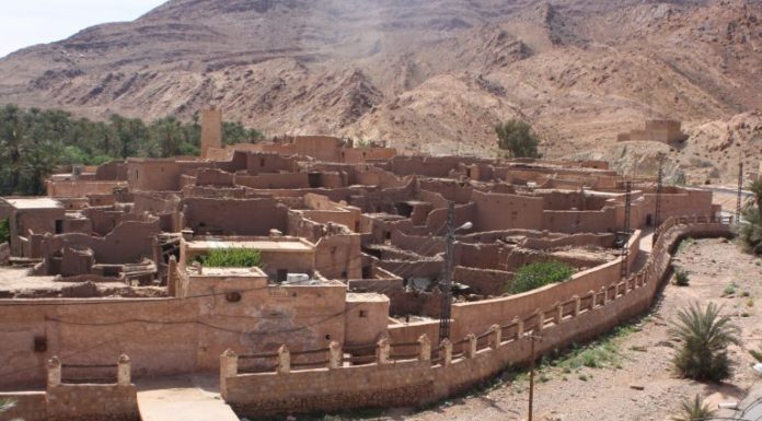 Ksar Tounzmer à Nâama : Un patrimoine architectural amazigh en quête de valorisation